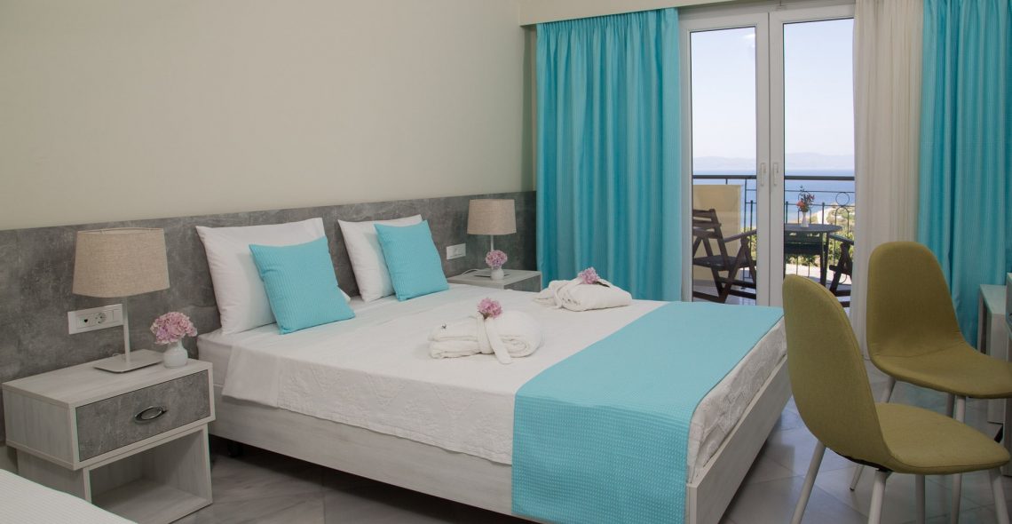 Sunrise Resort double room with sea view